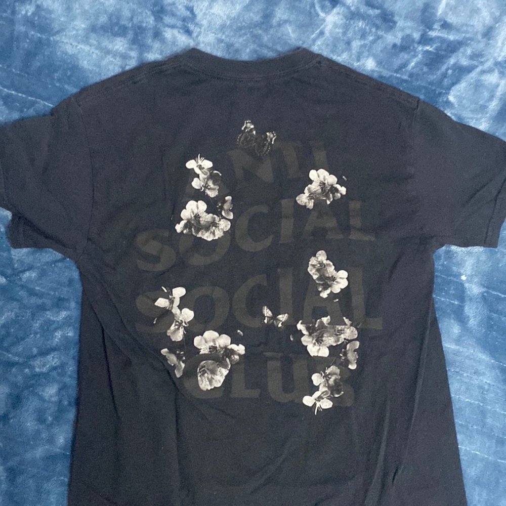Worn once Anti social social club tee small